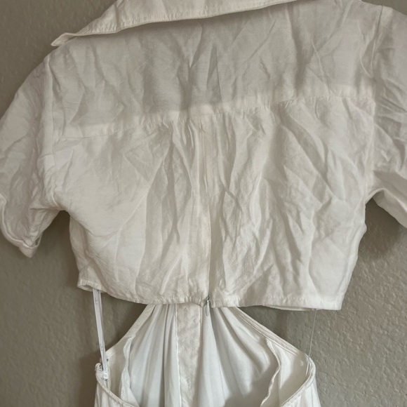 Sensational Sun White Collared Cutout Tie-Front Midi Dress - Picture 9 of 10